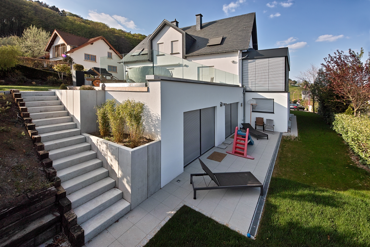 EIFELHAUS Einfamilienhaus in Steinsel Terasse